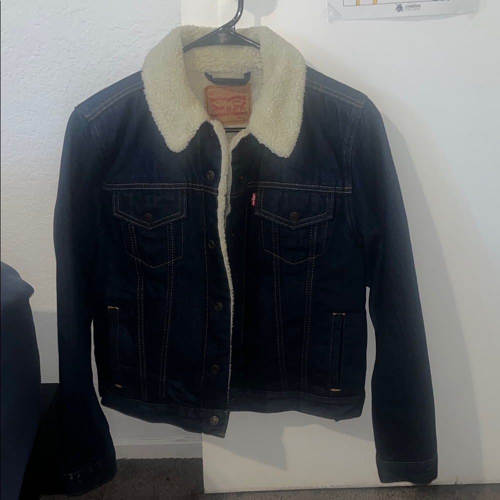 Levi's woman Dark Blue Jacket with Cream Sherpa Collar